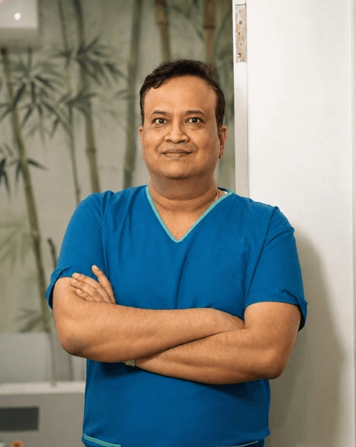 Dr. Yogish Vijaya Kumar, Consultant Orthopaedic & Robotic Joint Replacement Surgeon